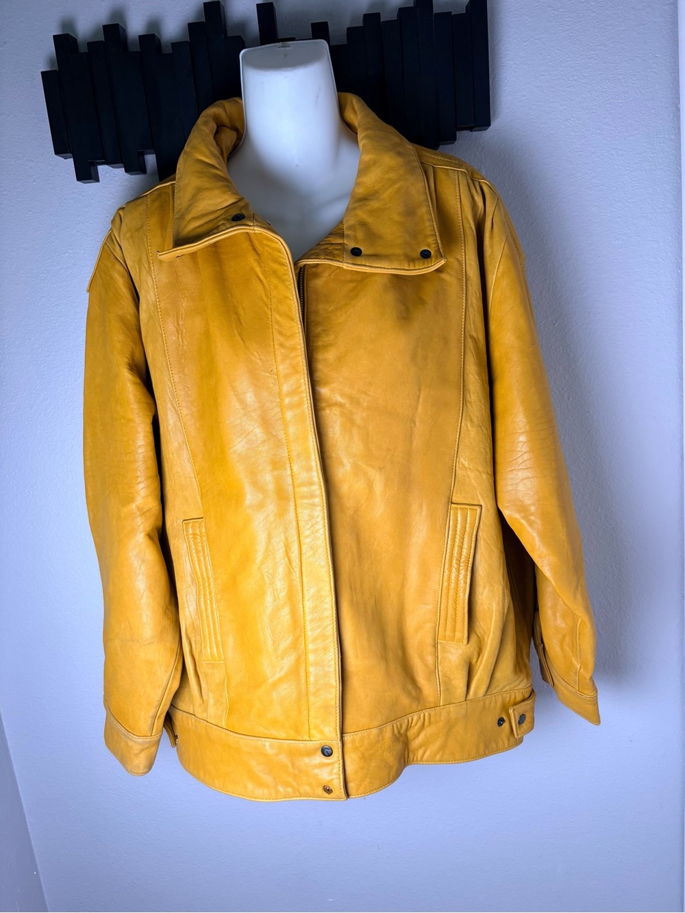 Vintage Women’s Yellow Leather Jacket Oversized Collar Button Zip Front